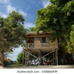 帮人妻换灯不戴乳罩 smf5wc3ywv