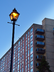 二零四八人人为人：探索未来社会的互助与共生新模式