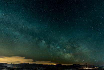 探索18av888:网络视频平台的魅力与特色 探索18av888:网络视频平台的魅力与特色